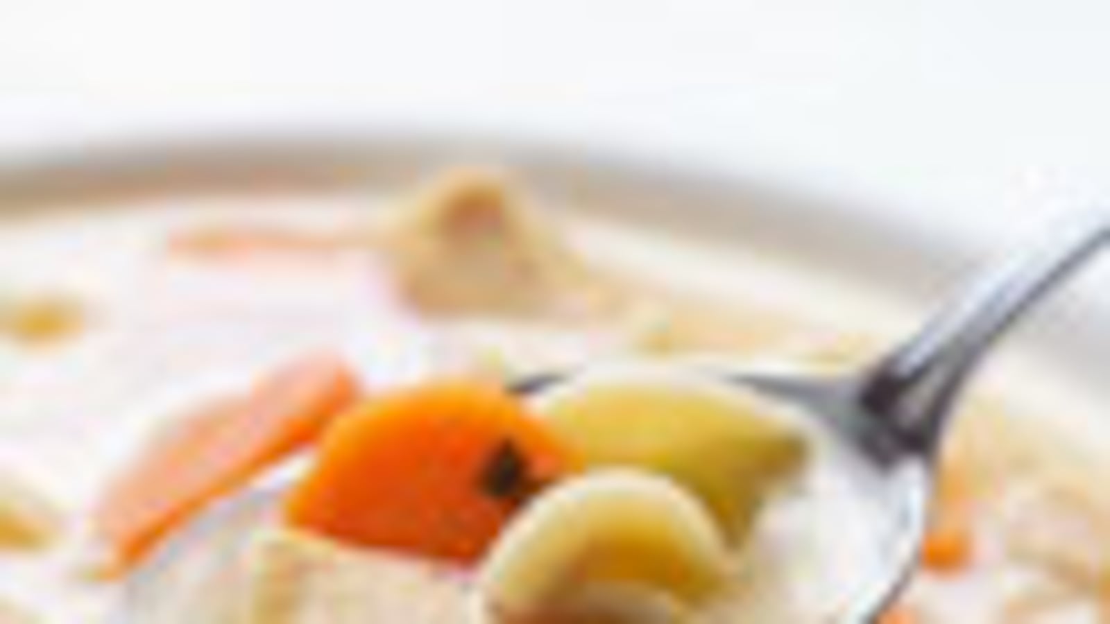 articles/2009/11/10/what-to-eat-get-well-soon/what-to-eat---chicken-soup_jnsbgo