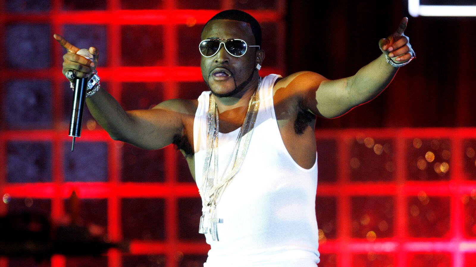 articles/2013/01/14/under-pressure-oxygen-cancels-its-new-show-all-my-babies-mamas-starring-shawnty-lo/shawty-lo-reality-show-samuels-tease_cjmeet