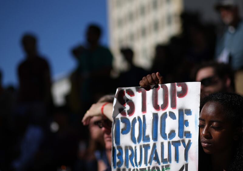 galleries/2014/08/16/beyondferguson-nationwide-protests-demand-justice-for-michael-brown-photos/140815-michael-brown-protests-02_tovpk0