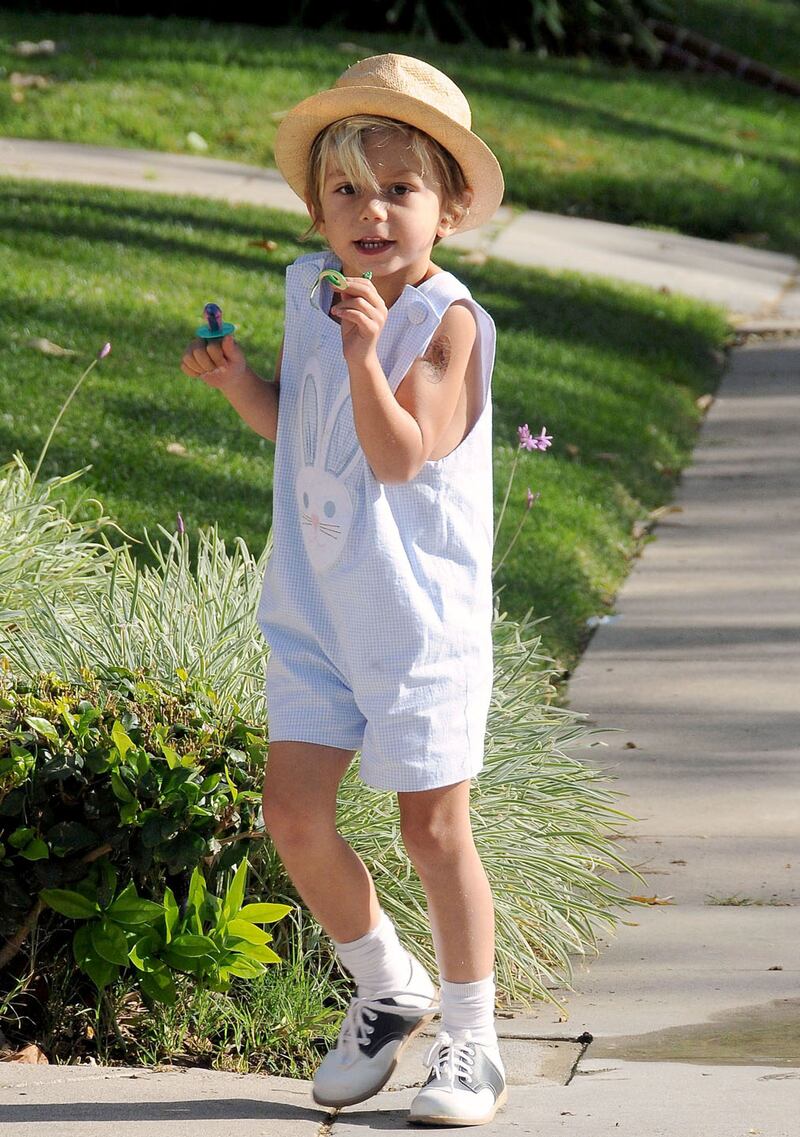 galleries/2013/06/11/toddlers-in-fedoras-this-summer-s-hottest-kid-fashion-trend/toddler-fedoras-rossdale_rxj5sa