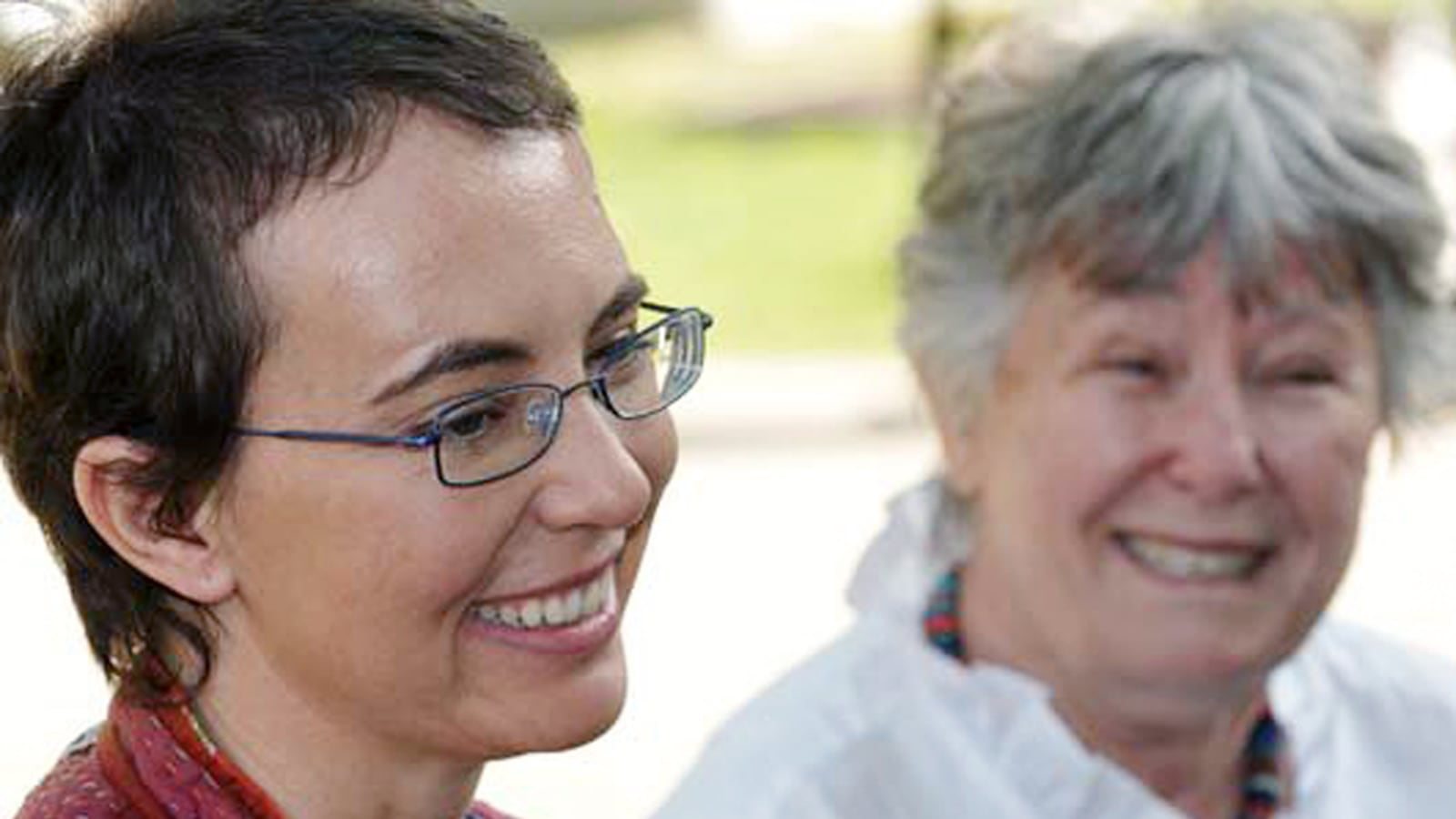 cheats/2011/06/20/gabby-giffords-returns-to-tucson/giffords-cheat_tuxcwe