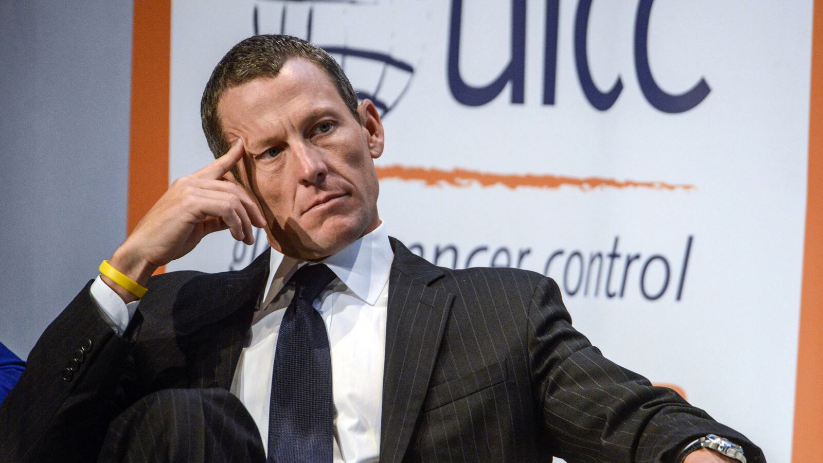 cheats/2012/11/12/armstrong-cuts-livestrong-ties/personal-assistants-armstrong_t6ooss