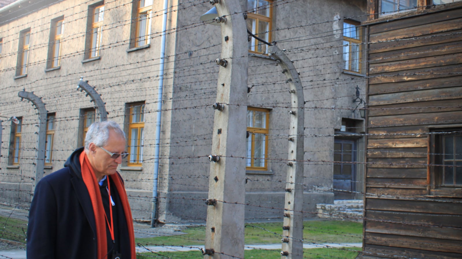 articles/2015/07/27/should-palestinians-visit-nazi-concentration-camps/150727-moral-courage-tease_ijewik