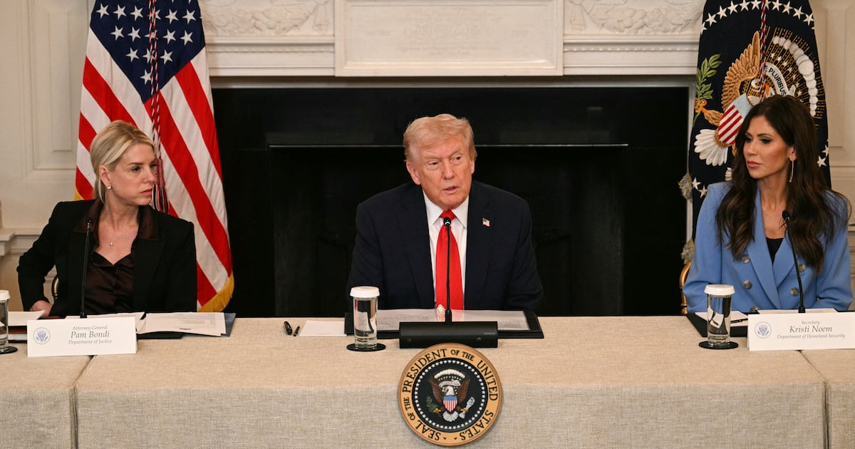 Cabinet Member Panics as Trump Turns on Her Behind Closed Doors