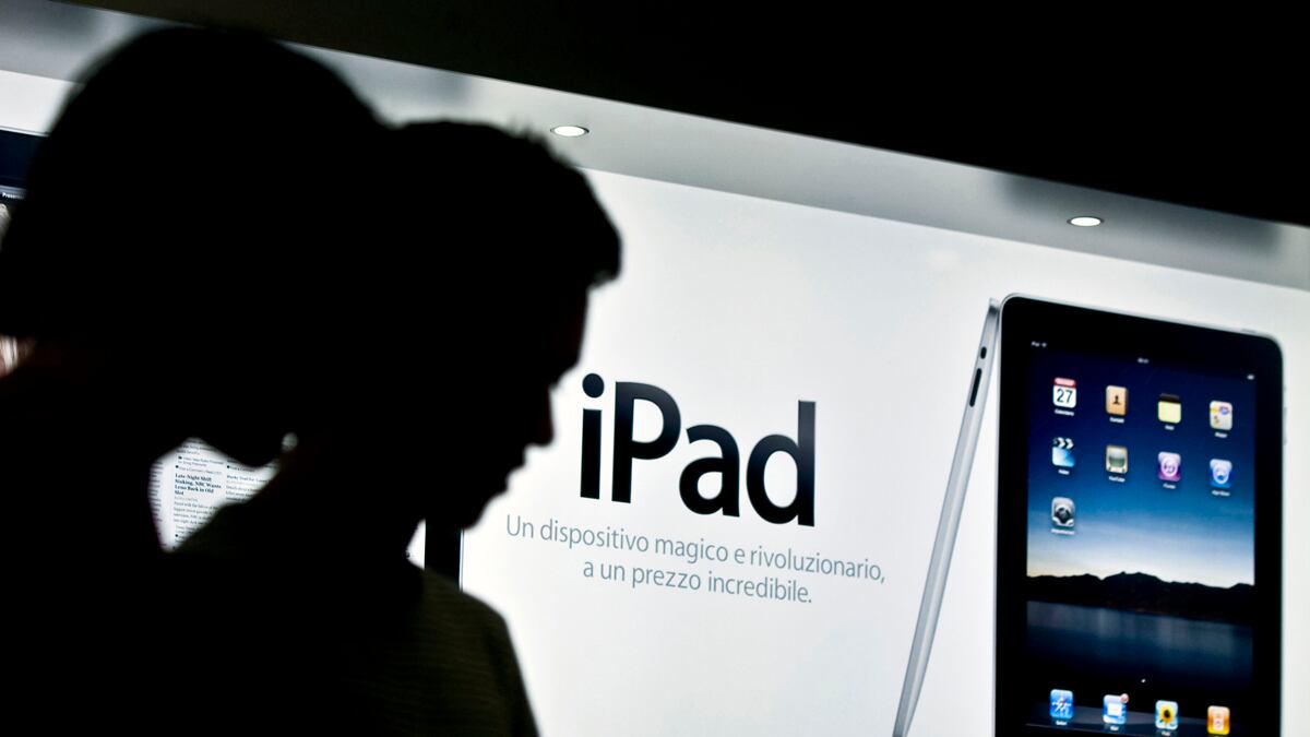 cheats/2012/10/23/apple-to-unveil-ipad-mini/ipad-mini-to-debut-cheat_czoaex