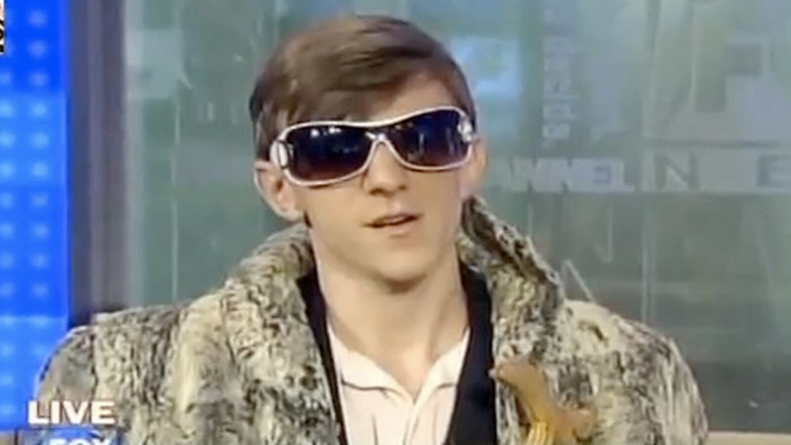 cheats/2012/01/11/james-o-keefe-commits-fraud-at-new-hampshire-polls/james-o-keefe-nh-cs_stifq0