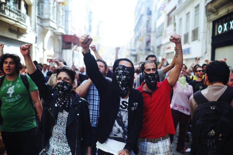 galleries/2013/06/12/istanbul-youth-in-revolt-photos/130610-turkey7_kdiz6i