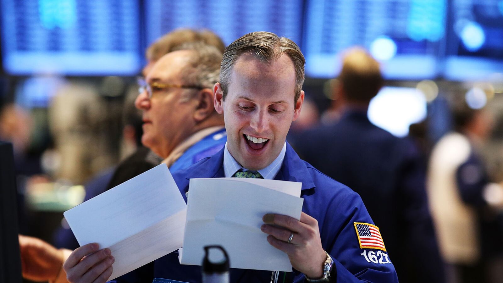 articles/2013/01/03/markets-approve-of-the-way-u-s-political-system-handles-debt-problems/wall-street-likes-cliff-deal-shapiro_zbunlw