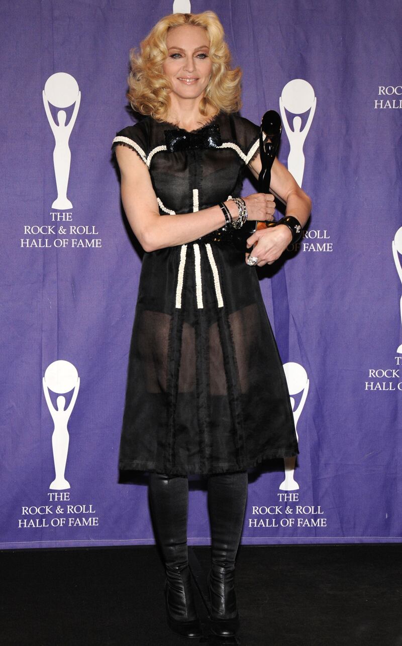 galleries/2013/07/25/madonna-without-pants-through-the-years-photos/madonna-pantsless-2008a_qle44k