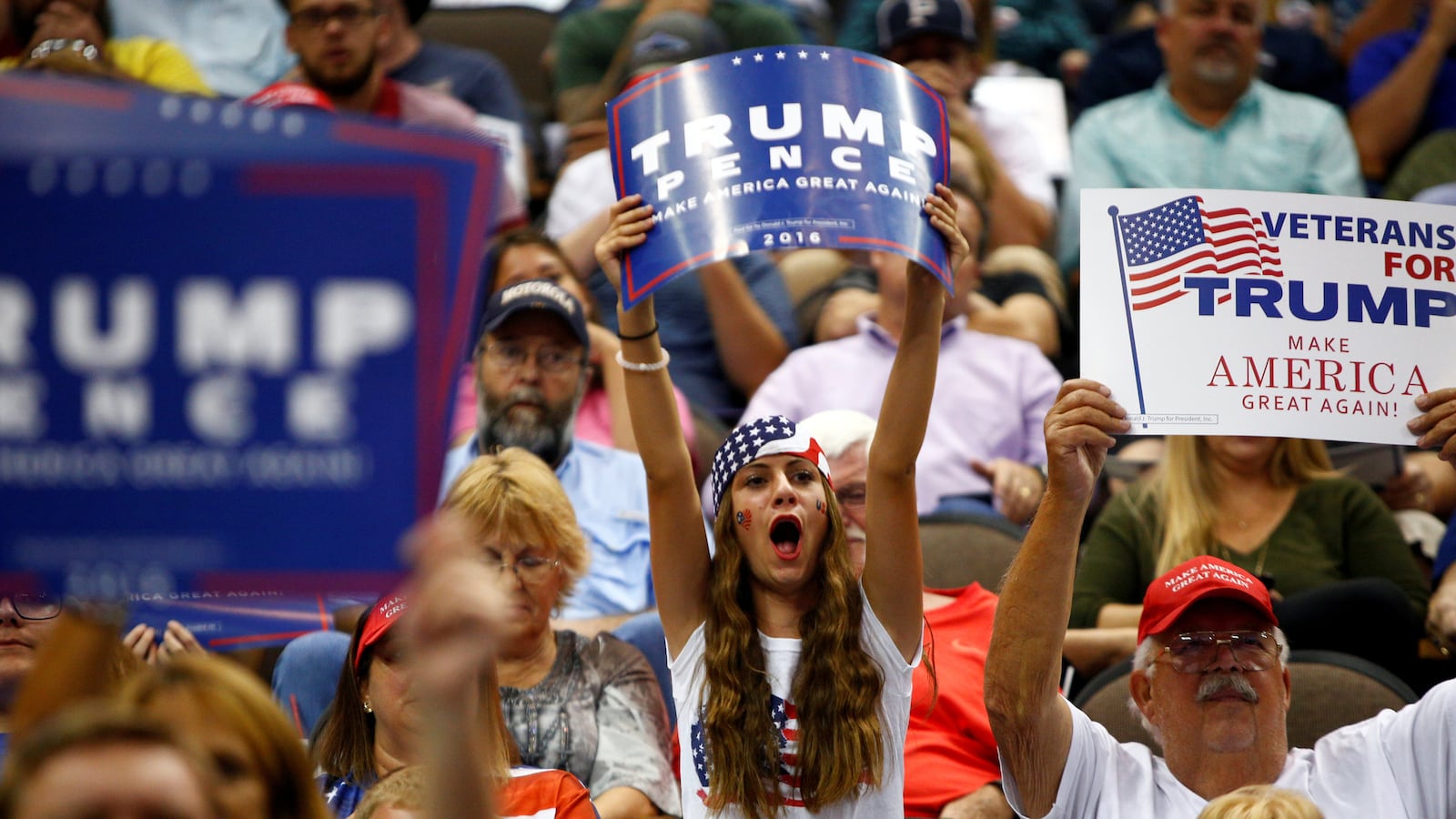 articles/2016/08/25/hillary-clinton-microwaves-donald-trump-s-axis-of-tinfoil/160825-resnick-clinton-alt-right-tease-2_h0zanf