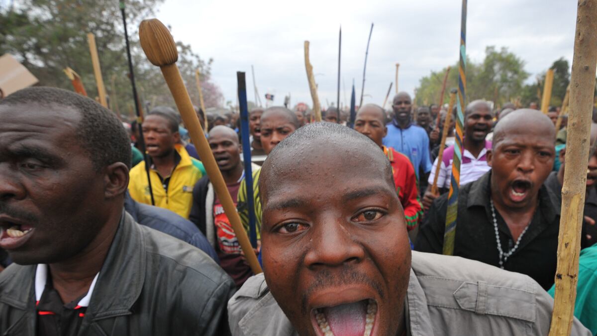 cheats/2012/09/06/miners-reject-peace-deal/south-african-miners-strike-reject-cheat_lzzzis