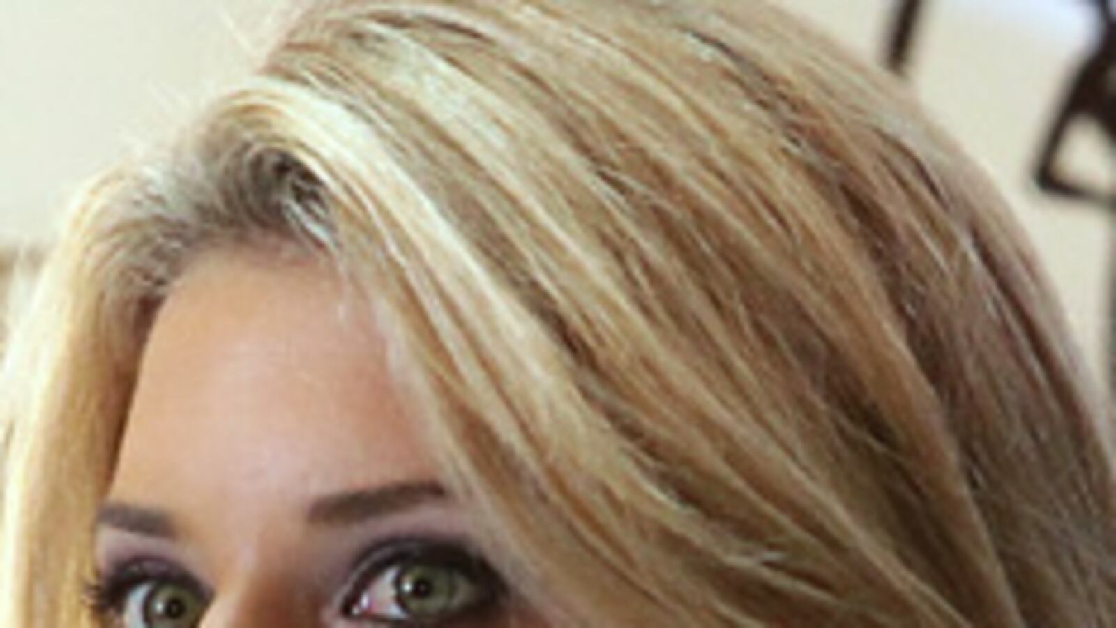 cheats/2009/06/10/miss-california-loses-crown/miss-california-carrie-prejean--1_xel4bi