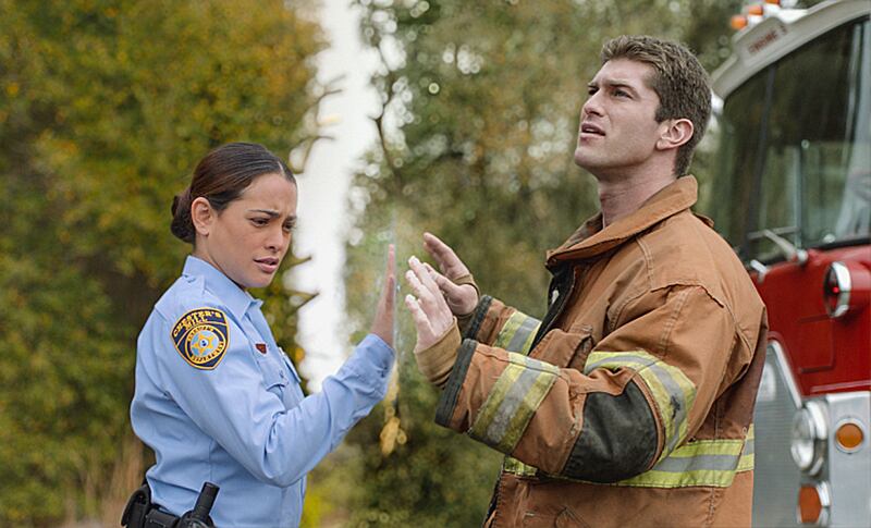 galleries/2013/05/28/summer-2013-tv-preview-the-bridge-broadchurch-the-fall-more/SLIDE9_UndertheDome_zd8w1j