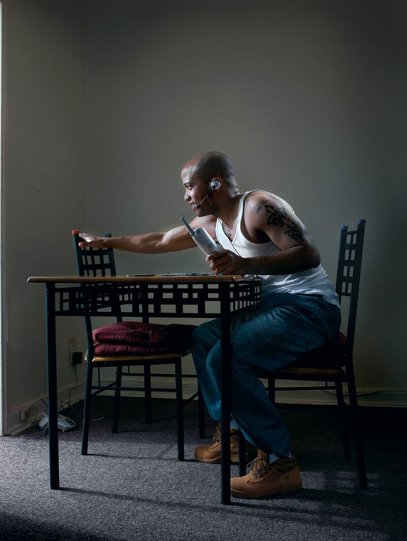 galleries/2015/08/14/the-secrets-of-phone-sex-operators/150813-phonesex-book6_hgw5me