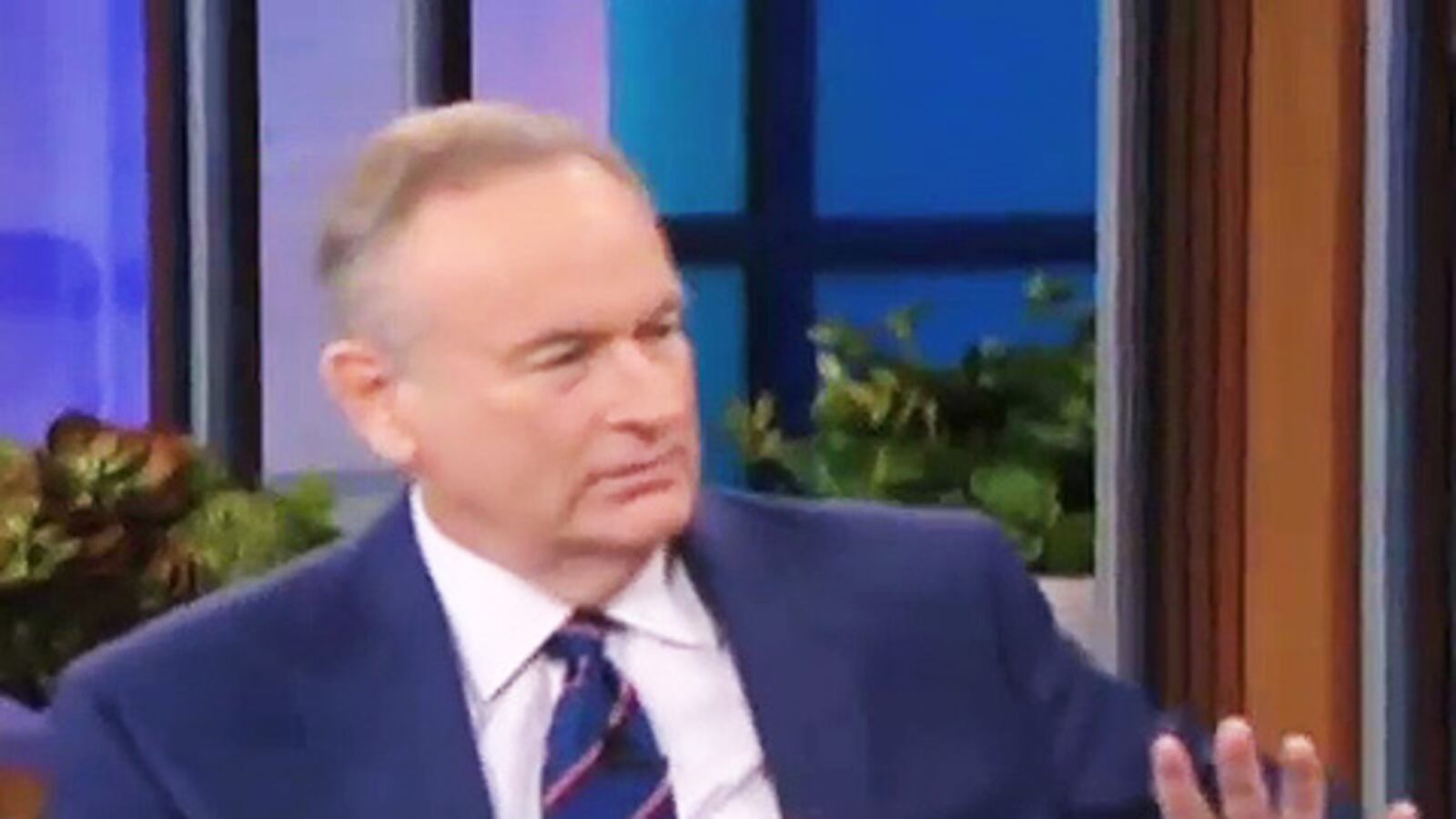 videos/2010/07/27/bill-oreilly-wants-lady-gaga-on-show/leno-oreilly_lhjknz