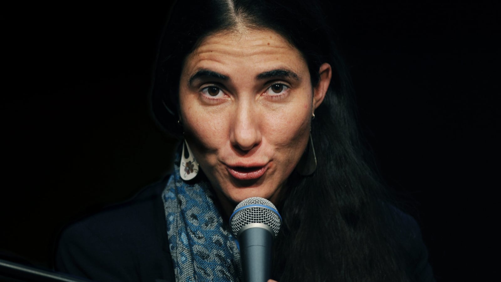 articles/2013/03/15/yoani-sanchez-it-s-not-easy-being-a-cuban-blogger/130315-dimon-sanchez-tease-embed_g2t9gv