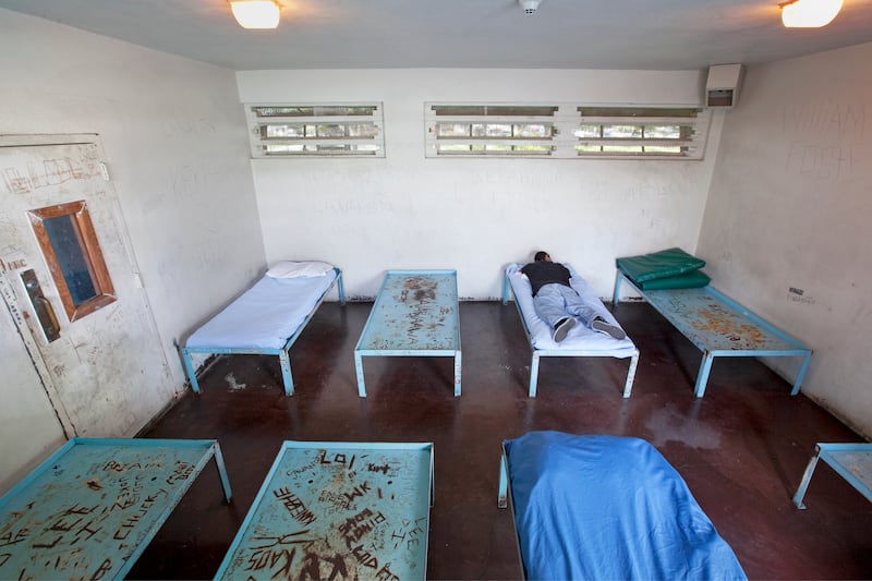 galleries/2012/10/21/a-look-inside-juvenile-in-justice-by-richard-ross-photos/juvenile-injustice-3_cjg2ju