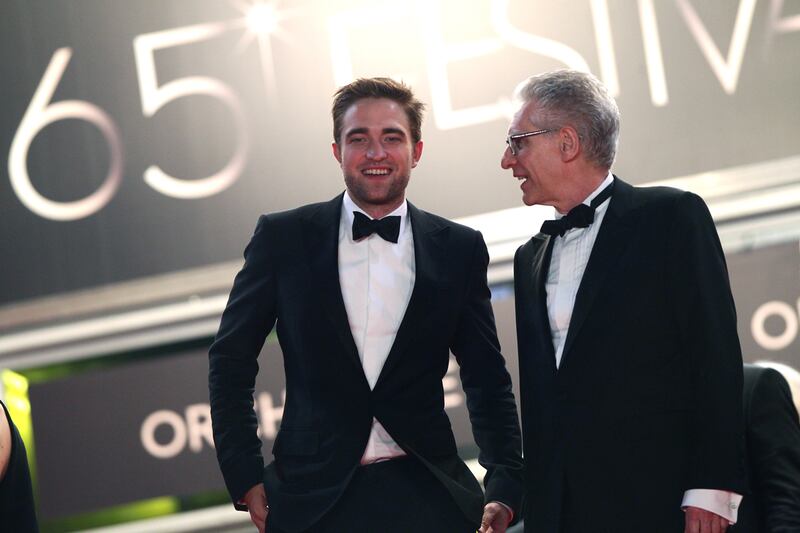articles/2012/05/27/the-crush-for-cronenberg-s-cannes-competition-entry-cosmopolis/pattinson-cronenberg-cannes-porton_uffaca