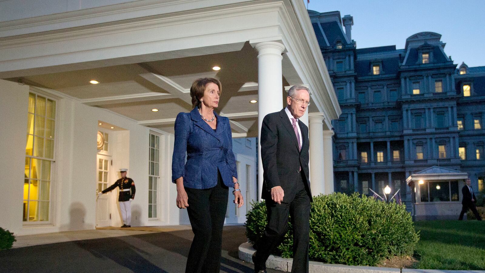 articles/2013/10/07/dems-seize-the-moment-and-negotiate-now/131007-dems-negotiations-beinart-tease_uj5d59