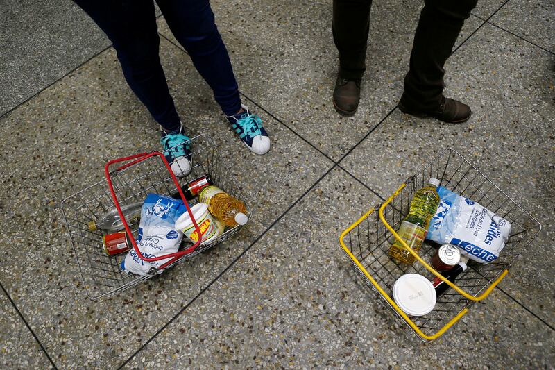 galleries/2016/06/10/venezuela-riots-over-economy-government-lack-of-food-photos/160610-venezuela-05_zuk1ev