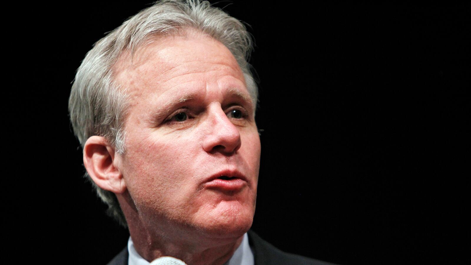 articles/2012/03/19/israel-s-ambassador-replies-to-beinart-solution-well-beyond-the-mainstream/michael-oren-israel_jkvn0p