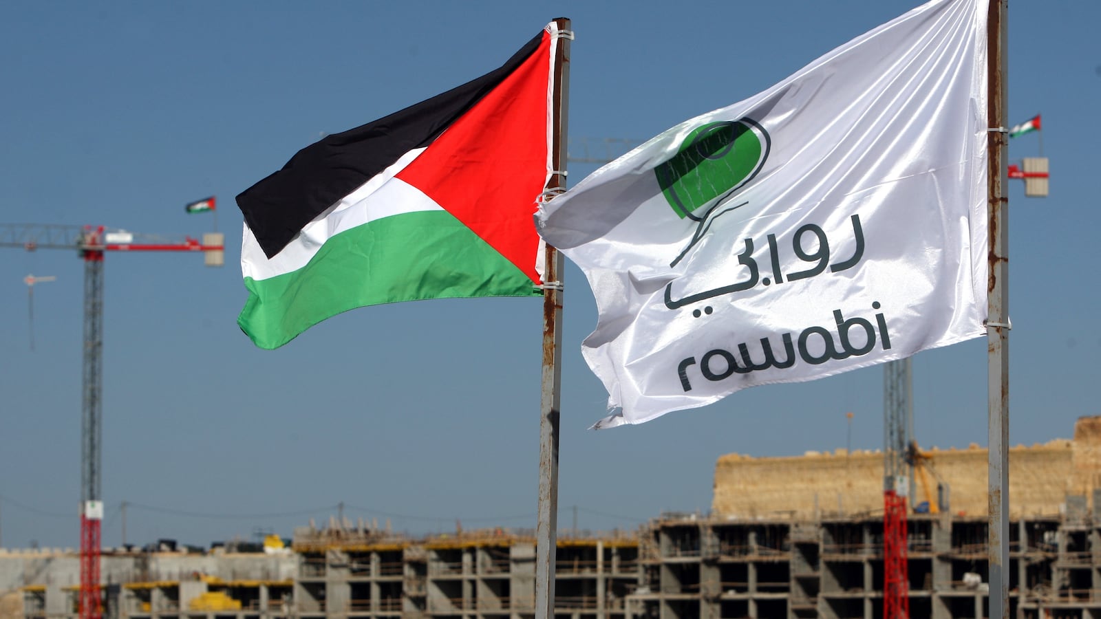 articles/2012/06/05/invest-in-palestine/rawabi_palestinian_flag_lsetxr
