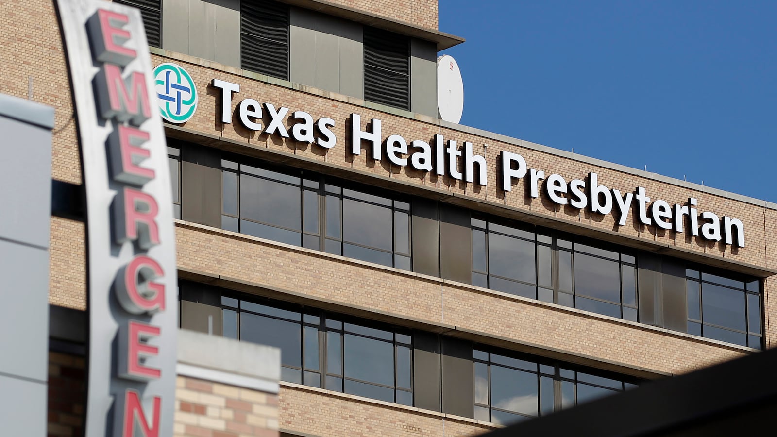 cheats/2014/10/08/dallas-ebola-patient-dies/141008-ebola-death-cheat_emc0ed