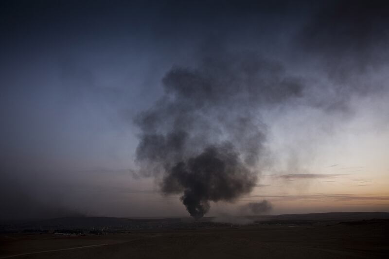 galleries/2014/10/08/unrest-in-kobani/141013-kobani-attack2_de44lg