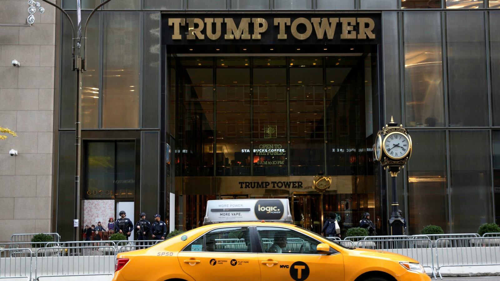 cheats/2016/11/21/tv-execs-anchors-meeting-with-trump/161121-Trump-tower-meeting-cheat_ram9xy