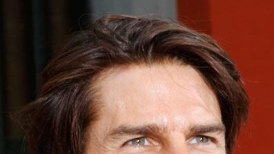 cheats/2010/06/09/cruise-to-star-in-les-grossman-film/tom-cruise-2_rnfdmy