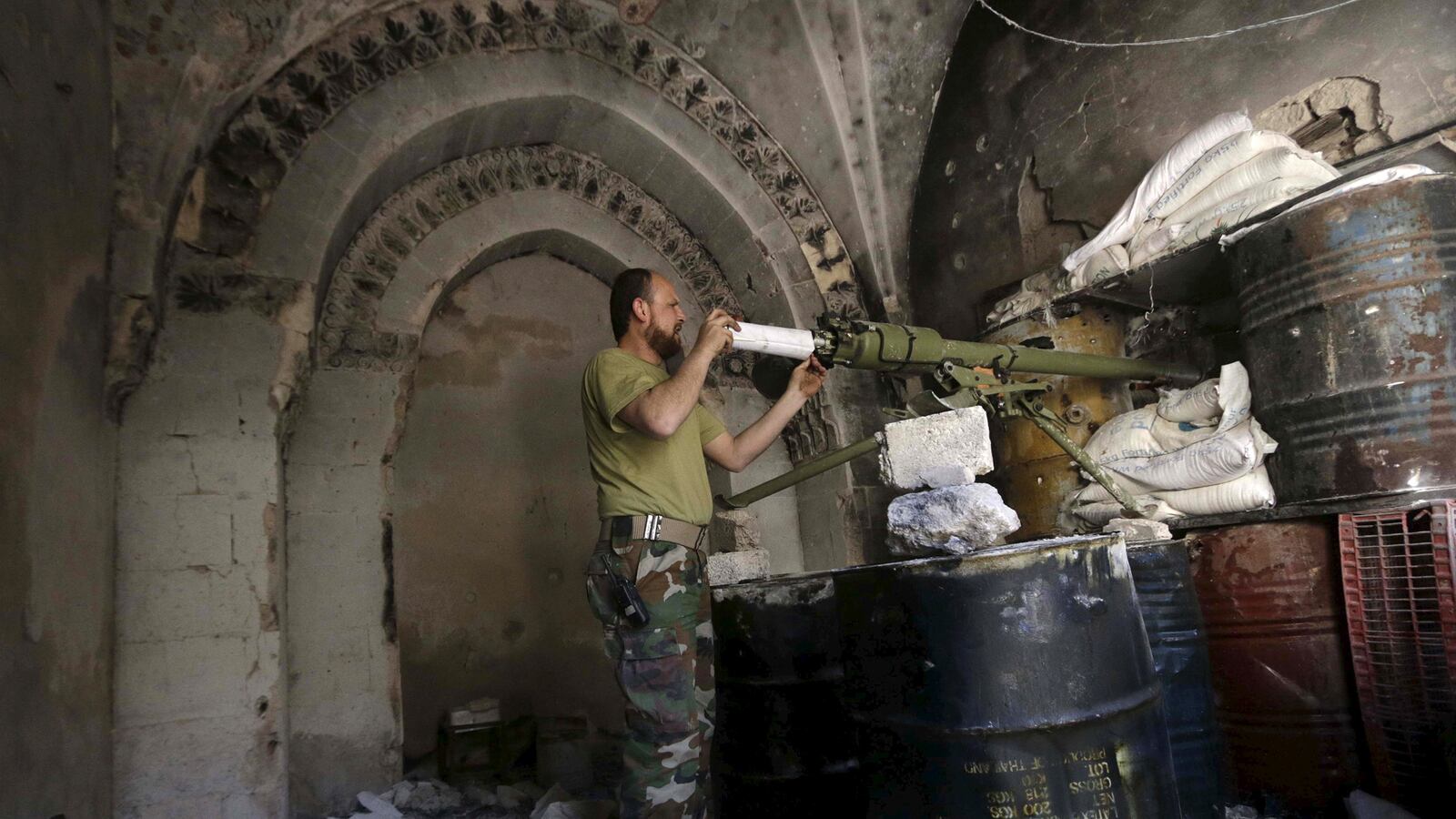 articles/2015/10/12/syria-rebels-plan-suicide-attacks-on-russians/151011-axe_free-syrian-tease_lzetyf