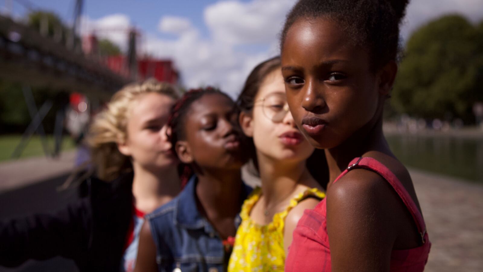 201007-netflix-cuties-tease_gu6lba