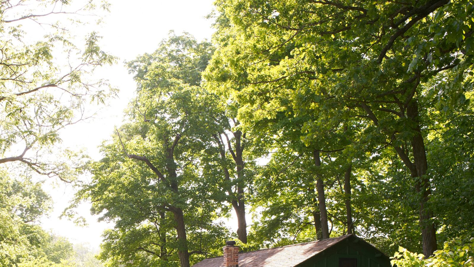 galleries/2013/05/17/omg-i-want-this-house-wisconsin-photos/130516-omghouse-wisconsin1-box_bxssy2