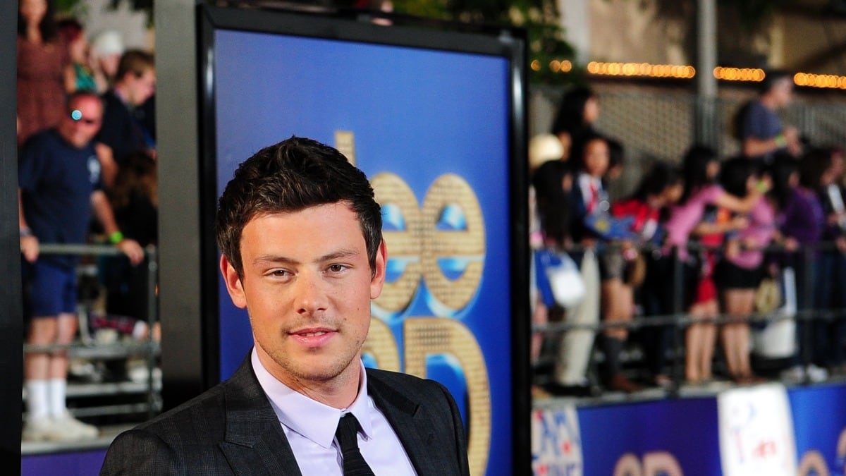 articles/2013/10/11/glee-ratings-surge-with-cory-monteith-tribute-taylor-swift-still-searching-for-great-love/glee_ratings_cory_monteith_tease_htnpyc
