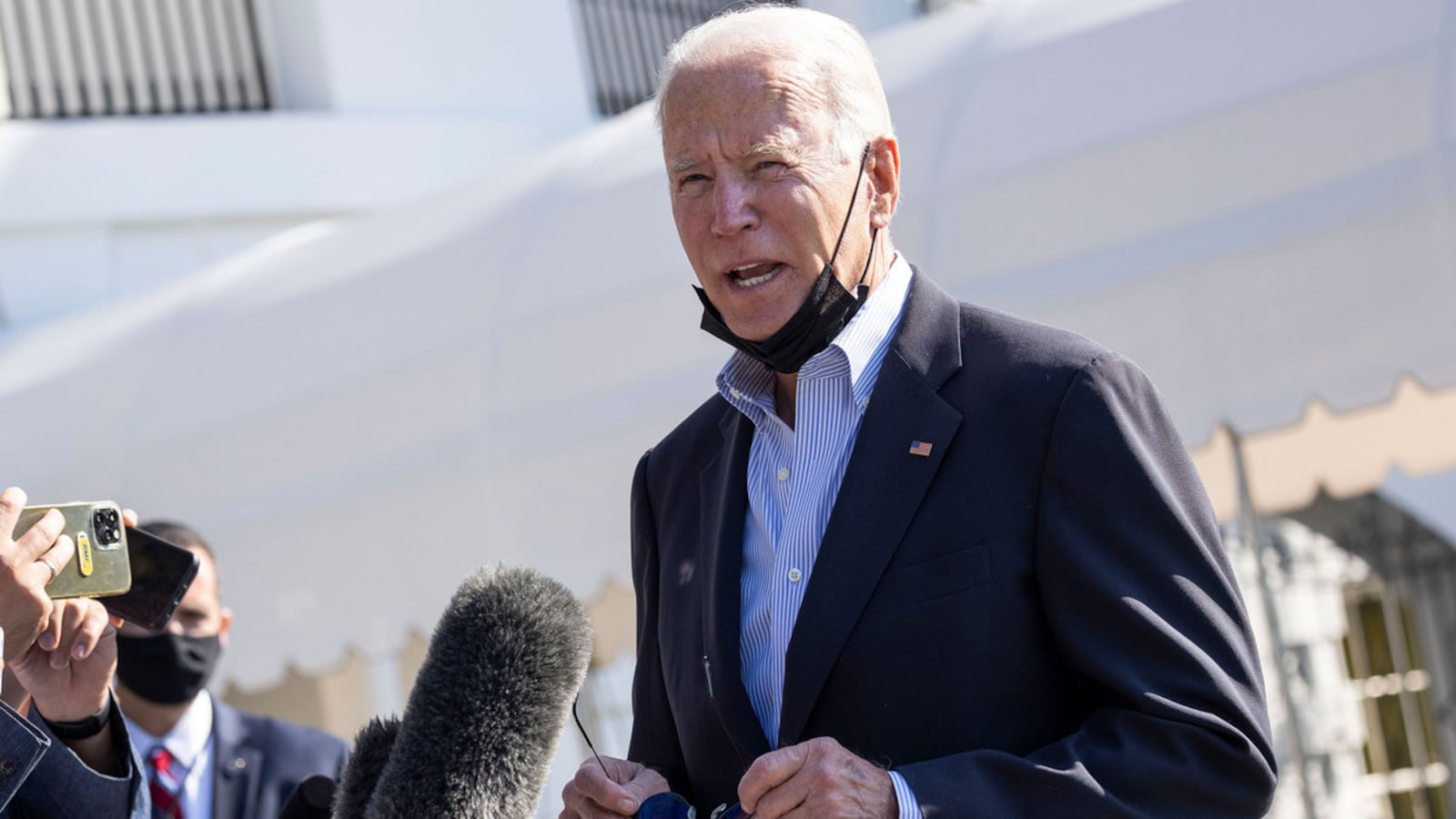 210910-joe-biden-hero_qjbp9s