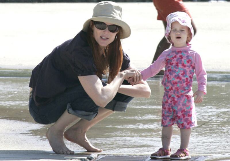 galleries/2009/08/23/fortysomething-moms/ancient-moms---marcia-cross_acus2i