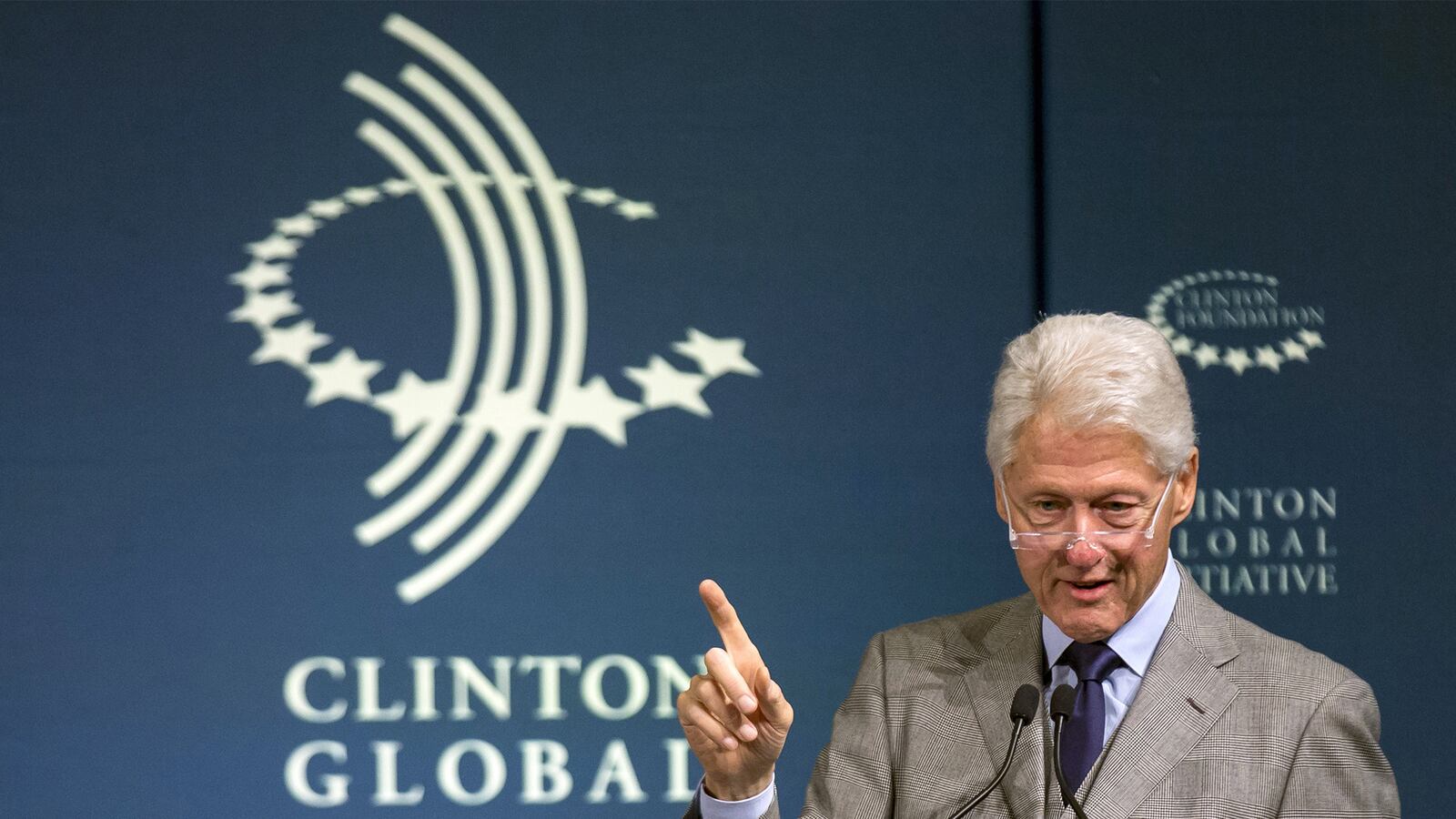 articles/2015/05/29/clinton-foundation-sorry-about-ruining-your-careers-now-give-us-more-money/150529-freedlander-clinton-tease_nrlsfw