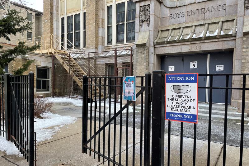 2022-01-05T195130Z_260547584_RC21TR9IKNCZ_RTRMADP_3_HEALTH-CORONAVIRUS-USA_jeywjx