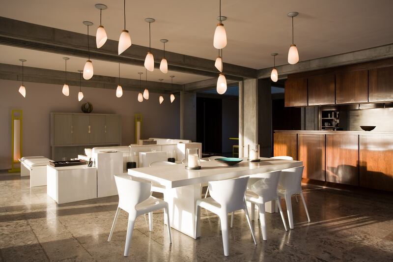 galleries/2014/08/23/omg-i-want-this-house-st-barts-photos/140822-omg-house-st-barts-10_yfrnkj