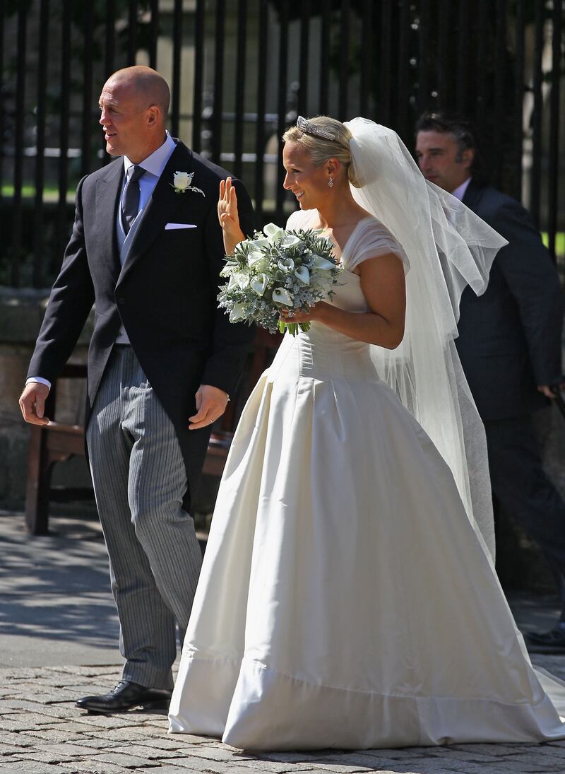 galleries/2011/07/30/zara-phillips-mike-tindall-wed-photos/bride-groom-phillips-wedding_iors4t