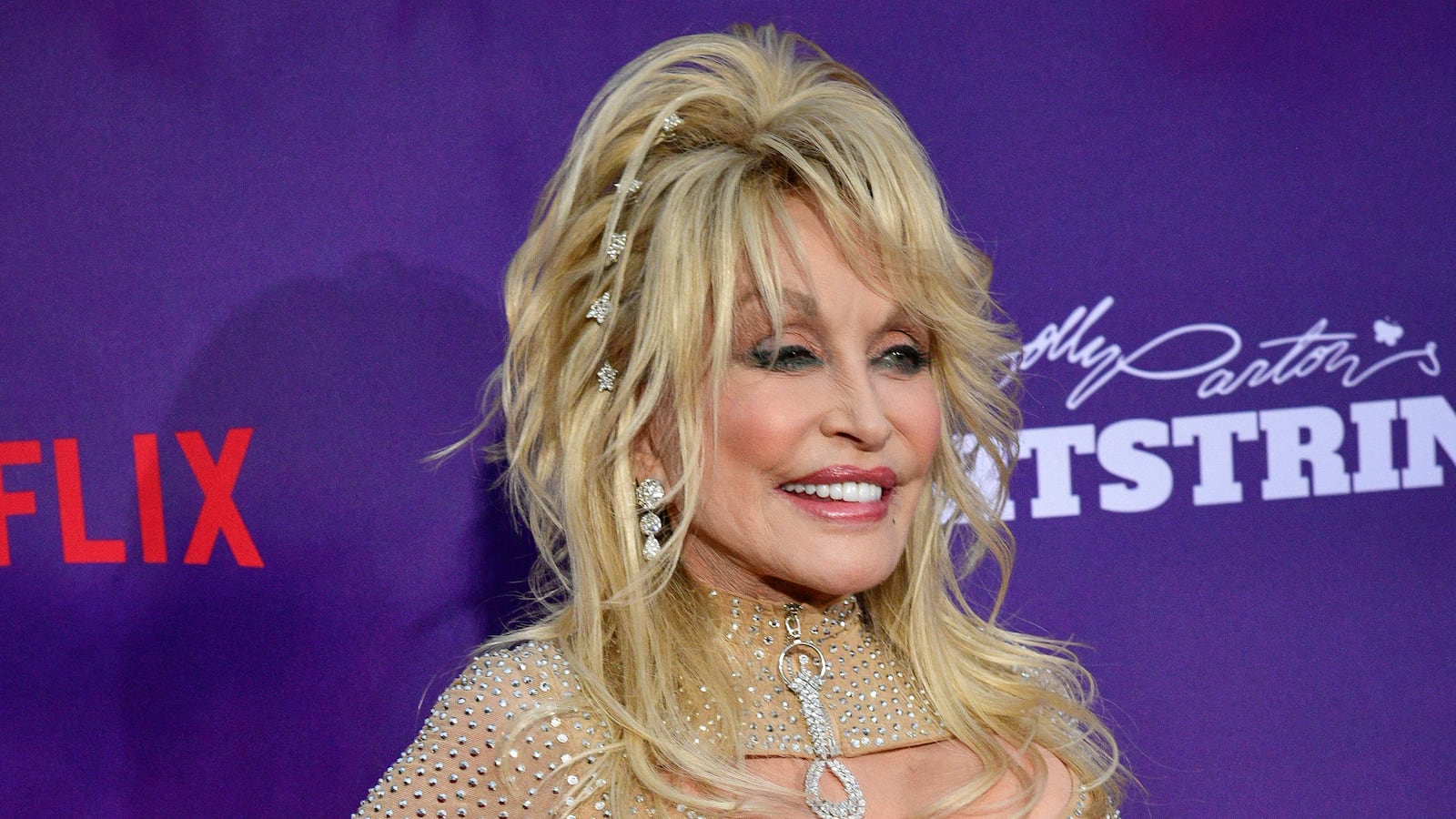 121120-dolly-parton-cheat_bvopyi