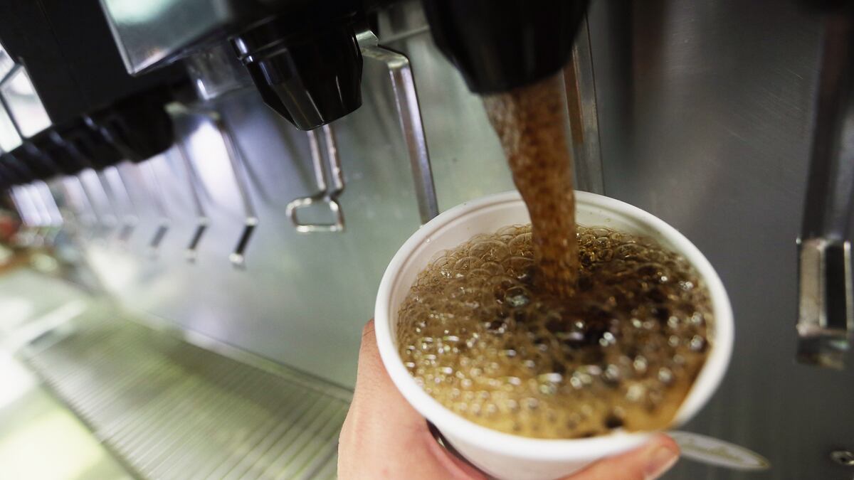 cheats/2013/06/04/fast-food-ice-has-more-bacteria-than-toilets/nyc-soda-ban-taubes2-tease_uz1ack