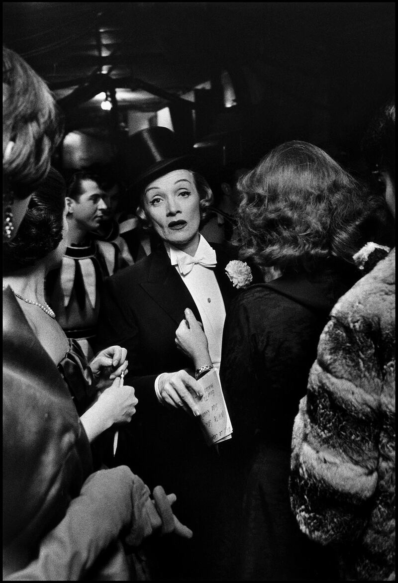 galleries/2013/08/04/marilyn-monroe-more-celebrities-at-new-york-city-hotels-photos/gal-celeb-nyc-hotels-2_vlrfyz