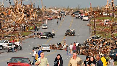 cheats/2011/05/23/missouri-death-toll-nears-100/joplin-missouri-tornado_182504_vses8x