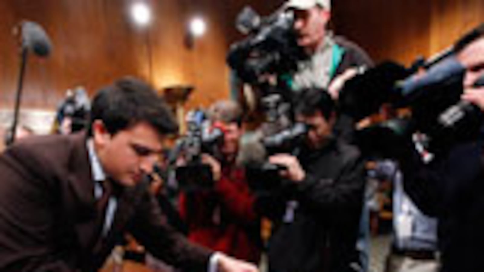 articles/2010/02/01/ignore-the-sham-budget/alden-budget_79075_yspgoe