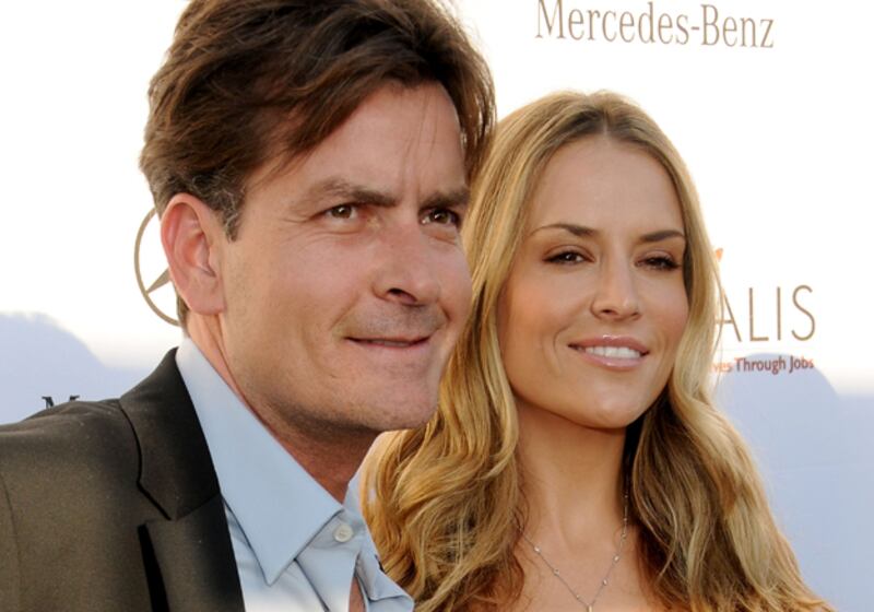 galleries/2009/03/26/hideous-celebrity-breakups/celeb-divorces---charlie-sheen_tdahvv
