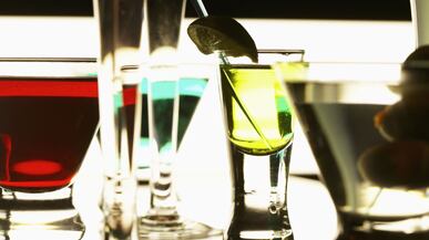 articles/2011/04/27/royal-wedding-cocktails/voisey-wedding-cocktails_176280_nhkrzx