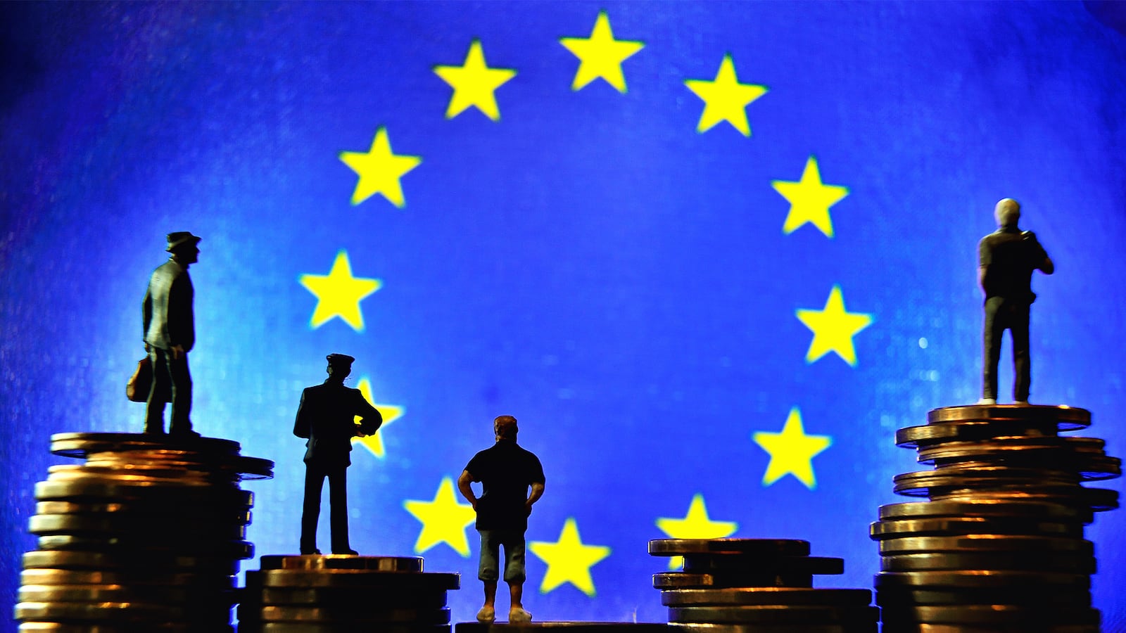 articles/2015/07/14/the-eu-should-act-like-an-empire/150713-lucas-europe-empire-tease_hvd2eg