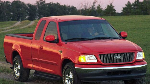 galleries/2010/02/01/10-biggest-car-blunders/car-recall---ford-1999-2009_rt64z2