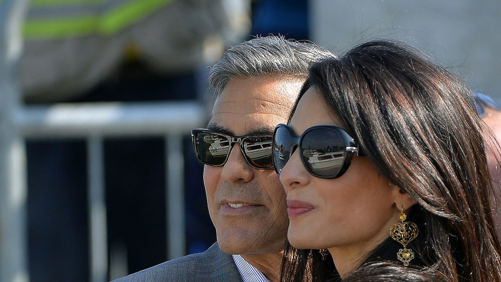 articles/2014/09/27/in-run-up-to-wedding-of-george-amal-celebs-and-paparazzi-stir-up-venice/140928-barbie-clooney-tease_vgm9kr